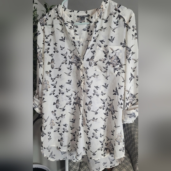 Roz & Ali Tunic - Picture 1 of 6